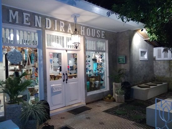 Mendira House